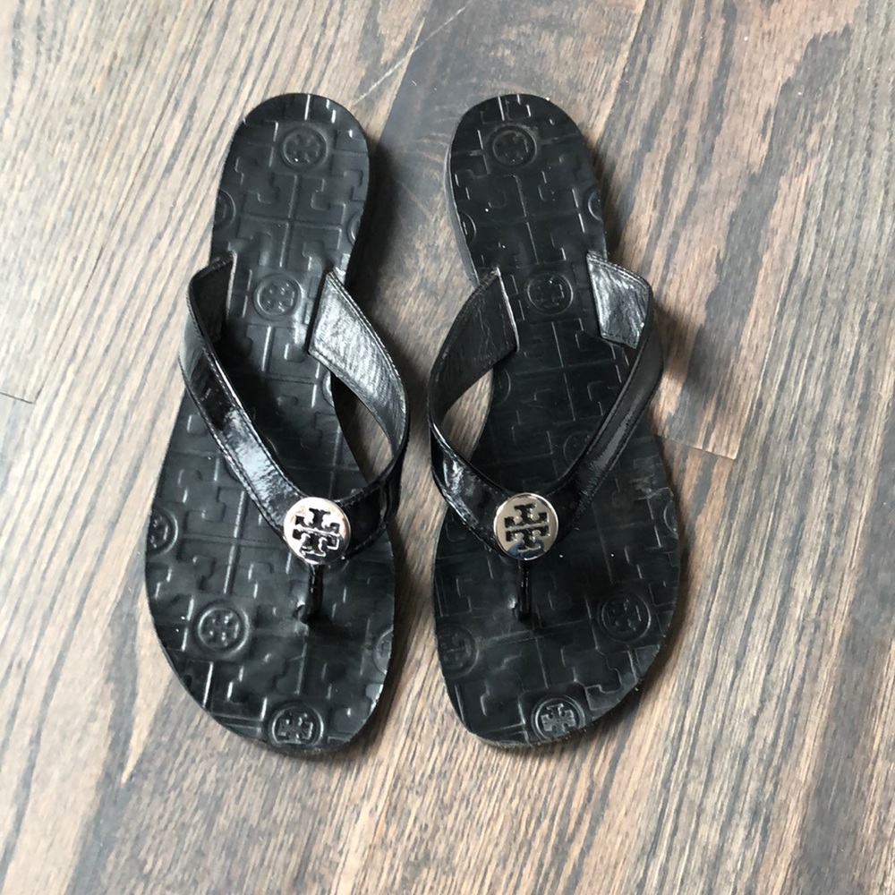 Tory Burch Thora | leather flip flops